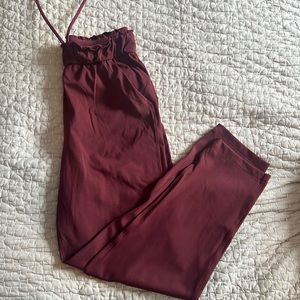 Lululemon Women’s On The Move pant, size 4
